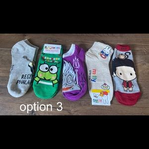 One Set Left! Left! NWT) Pop Culture SOCK BUNDLE-5 pairs per set